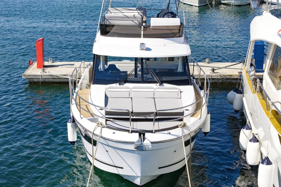 Merry Fisher 1095 Fly Serie2 | Czarter jachtu Chorwacja | Travelboat