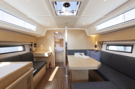 Bavaria Yachtbau Bavaria C42 Srna