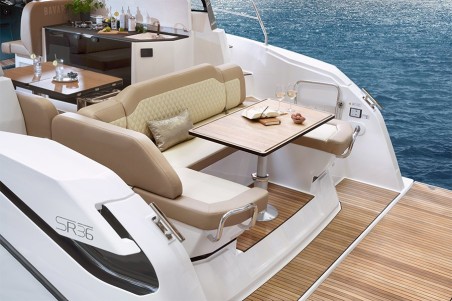 Bavaria SR36 Hard Top | Czarter jachtu Chorwacja | Travelboat