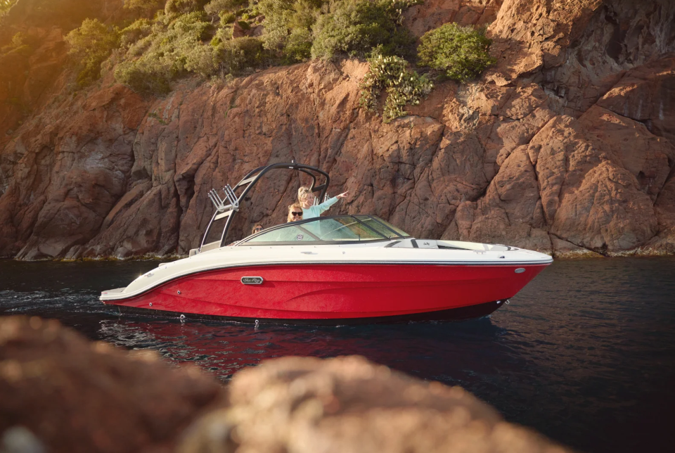 Sea Ray SPX 210 | Yacht Charter Croatia | Travelboat