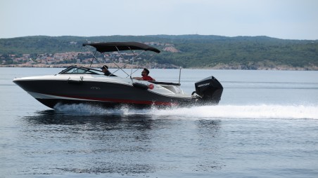 Sea Ray SPX 210 | Yacht Charter Croatia | Travelboat