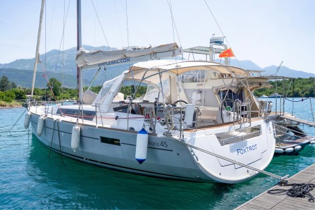 Oceanis 45 - 4 cab. | Yacht Charter Montenegro | Travelboat