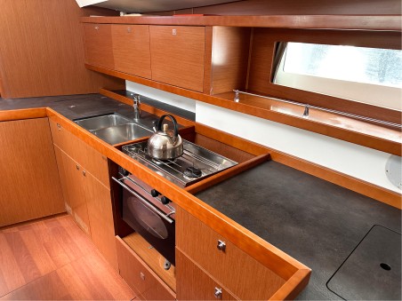 Oceanis 45 - 4 cab. | Yacht Charter Montenegro | Travelboat