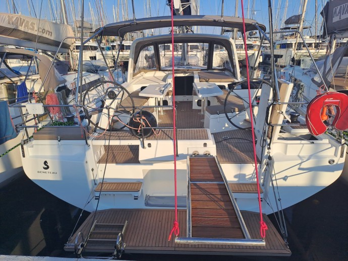 Oceanis 52 - 6 cab. | Yacht Charter Greece | Travelboat