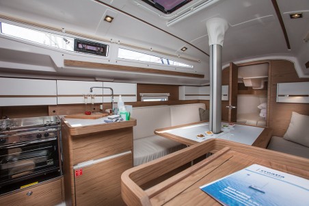 Elan Marine Elan E3 Škrlatica