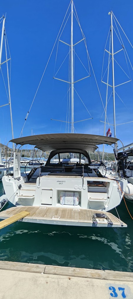 Dufour 54 - 6 cab. | Yacht Charter Croatia | Travelboat