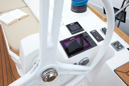 Elan Marine Elan Impression 40 Iron man