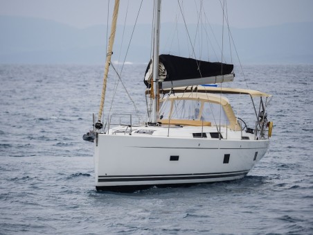 Hanse 458 | Yacht Charter Greece | Travelboat