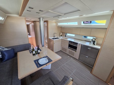 More 55 | Yacht Charter Croatia | Travelboat