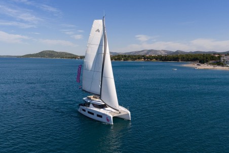 Aventura 37 - 3 cab. | Yacht Charter Croatia | Travelboat