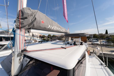 Aventura 37 - 3 cab. | Yacht Charter Croatia | Travelboat