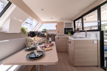 Aventura 37 - 3 cab. | Yacht Charter Croatia | Travelboat