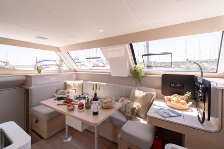 Aventura 37 - 3 cab. | Yacht Charter Croatia | Travelboat