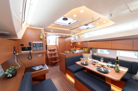 Bavaria C45 | Czarter jachtu Chorwacja | Travelboat