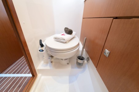 Bavaria C45 | Czarter jachtu Chorwacja | Travelboat