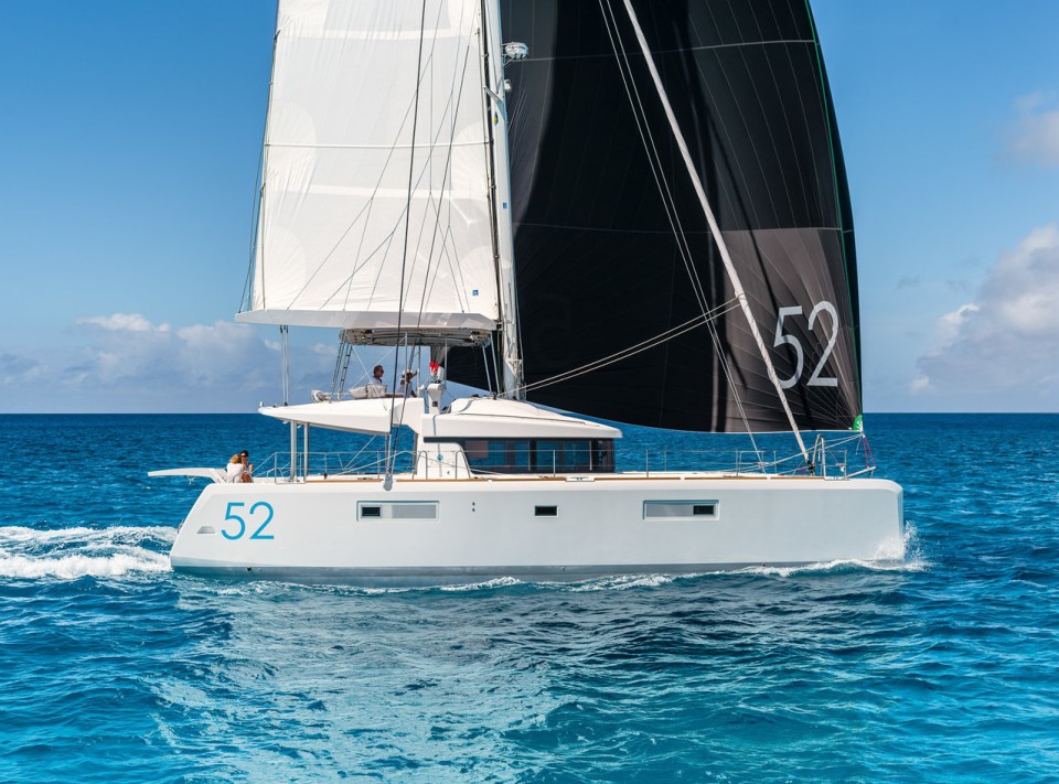 Lagoon 52 F - 5 + 2 cab. | Yacht Charter Spain | Travelboat