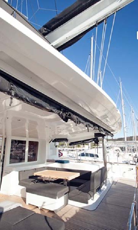Lagoon 52 F - 5 + 2 cab. | Yacht Charter Spain | Travelboat