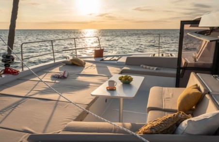 Bali 4.4 - 3 cab. | Yacht Charter Australia and Oceania | Travelboat