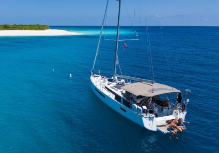 Jeanneau Sun Odyssey 490 | Czarter jachtu Malediwy | Travelboat