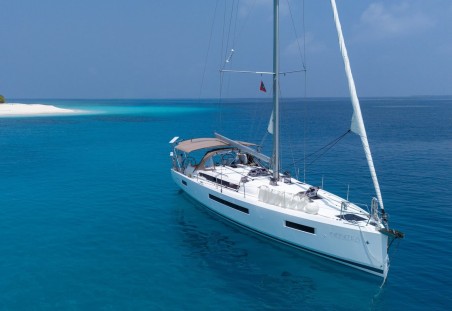 Jeanneau Sun Odyssey 490 | Czarter jachtu Malediwy | Travelboat
