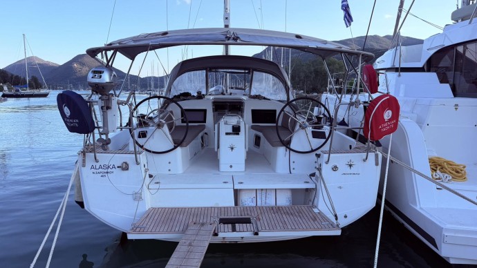 Sun Odyssey 410 | yacht charter Greece | Travelboat