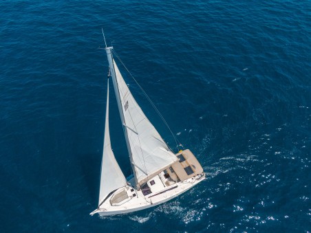 Dufour 430 Kairos | Yacht Charter Italy | Travelboat