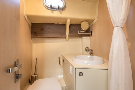 Adria Mare 38 | Yacht Charter Croatia | Travelboat