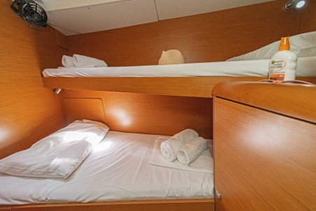 Sun Odyssey 439 | Yacht Charter Greece | Travelboat