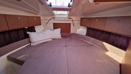 Antares 9 Bella Vista | Yacht Charter Croatia | Travelboat