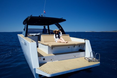 Colnago 38 | Yacht Charter Croatia | Travelboat
