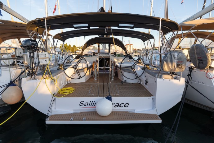 Elan E6 | Yacht Charter Croatia | Travelboat