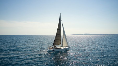 Bavaria C38 | Yacht Charter Italy | Travelboat