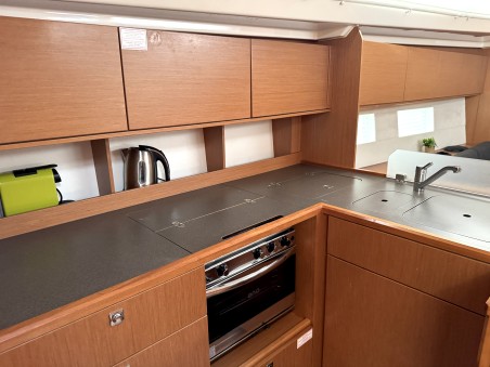 Bavaria C50 Holiday | Yacht Charter Croatia | Travelboat