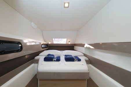 Catana Group Bali 4.0 - 4 cab. Indigo Star