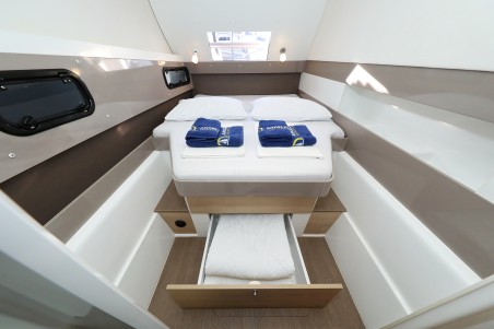 Catana Group Bali 4.0 - 4 cab. Indigo Star