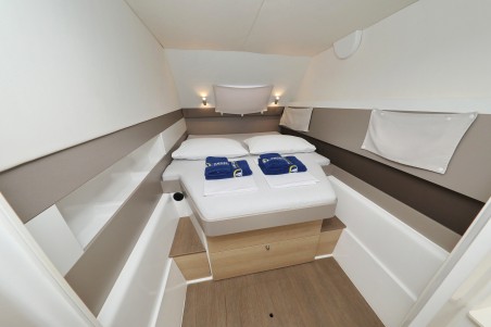 Catana Group Bali 4.1 - 4 cab. Escape I