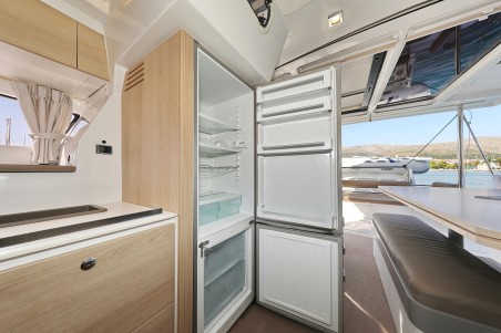 Catana Group Bali 4.1 - 4 cab. Escape I