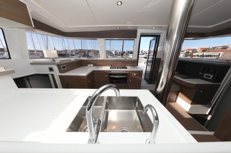 Catana Group Bali 4.2 - 4 + 1 cab. Air Space