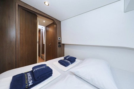 Catana Group Bali 4.2 - 4 + 1 cab. Air Space