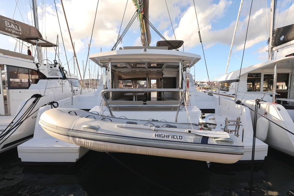 Catana Group Bali 4.2 - 4 + 1 cab. Aurora