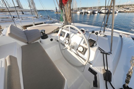 Catana Group Bali 4.2 - 4 + 1 cab. Hubble