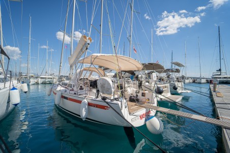 Salona 38 | Yacht Charter Croatia | Travelboat