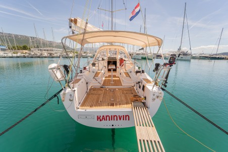 Salona 38 | Yacht Charter Croatia | Travelboat