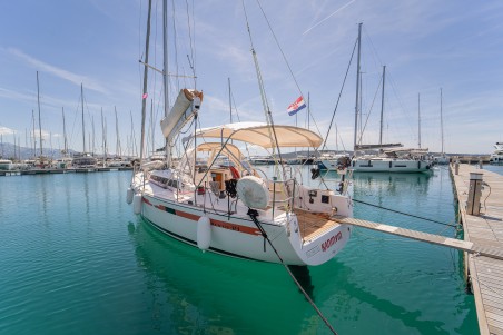 Salona 38 | Yacht Charter Croatia | Travelboat