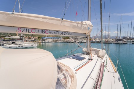 Salona 38 | Yacht Charter Croatia | Travelboat