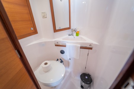 Salona 38 | Yacht Charter Croatia | Travelboat