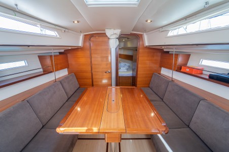 Salona 38 | Yacht Charter Croatia | Travelboat