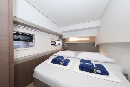 Catana Group Bali 4.2 - 4 + 1 cab. Hubble