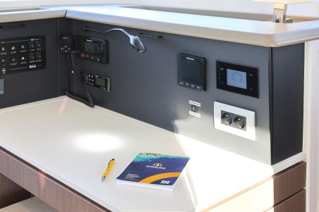 Catana Group Bali 4.2 - 4 + 1 cab. Hubble