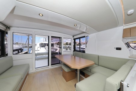 Catana Group Bali 4.2 - 4 + 1 cab. Kamla